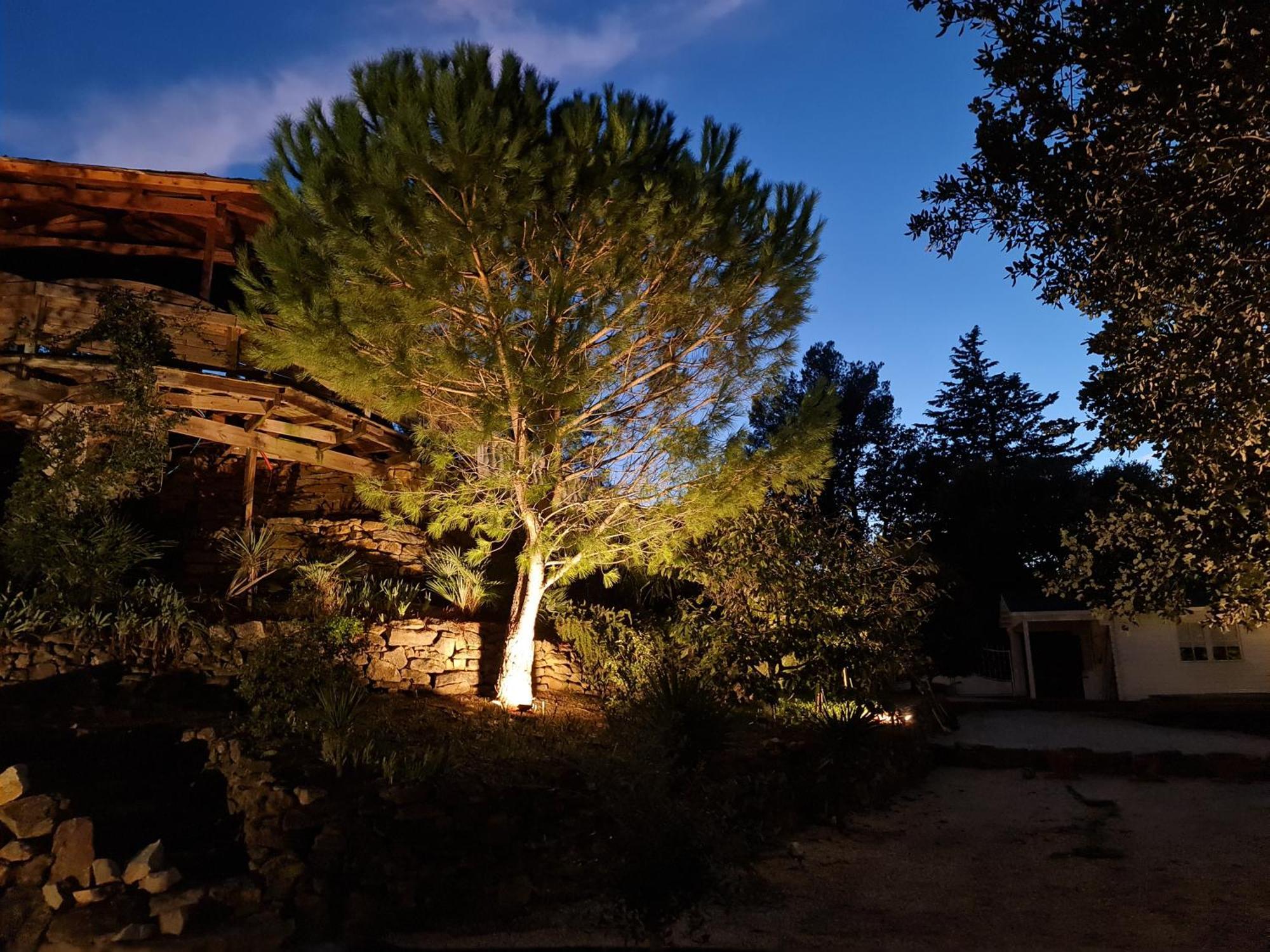 Appartement Vue Montagne Gareoult Exterior photo